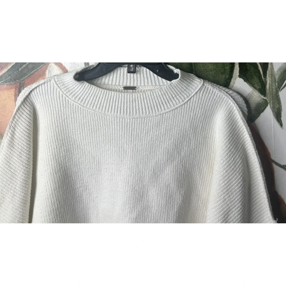 Free People Small Oversized Ivory‎ Mock Neck Cropped Ribbed Sweater Cotton Blend